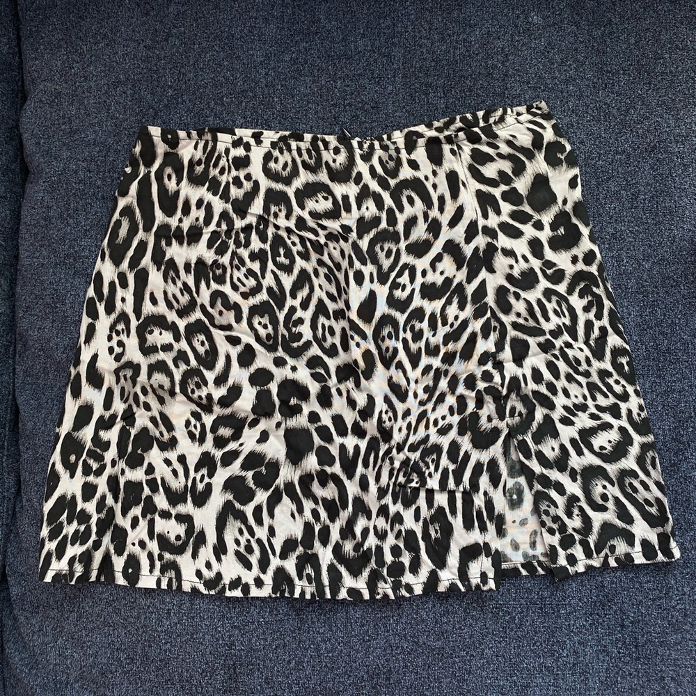 MOTEL leopard 🐆 MINI SKIRT